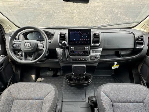 Used 2025 RAM ProMaster 3500 w/ Quick Order Package 22G SLT FWD image 2