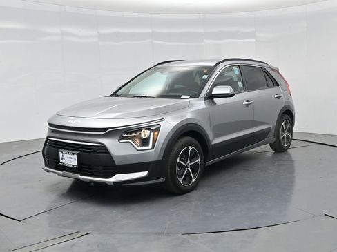 Used 2024 Kia Niro EX FWD image 54