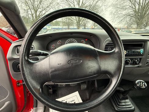 Used 2002 Ford F150 XL image 14