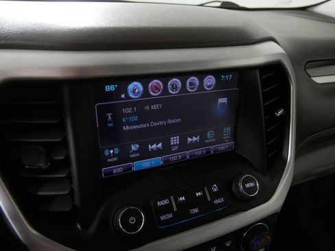 Used 2017 GMC Acadia SLT AWD/4WD image 30