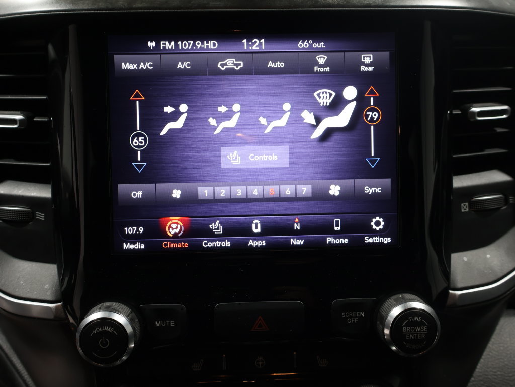 Used 2020 RAM 1500 Big Horn AWD/4WD image 30