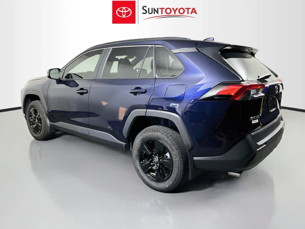 Used 2024 Toyota RAV4 XLE w/ Convenience Package FWD image 5