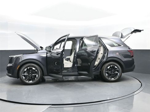 New 2026 Kia Sorento S w/ S Panoramic Sunroof Package image 20