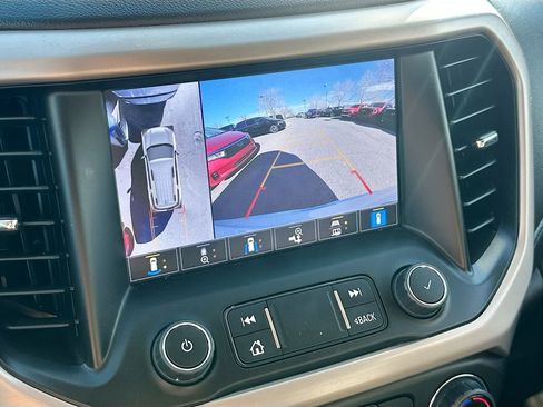 Used 2023 GMC Acadia Denali w/ Denali Ultimate Package image 14