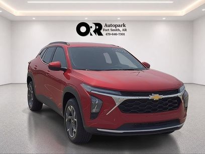 Used 2025 Chevrolet Trax LT