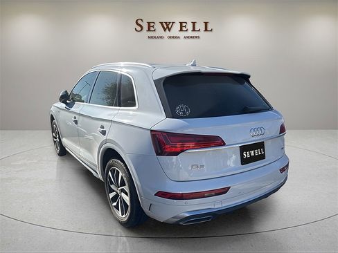 Used 2022 Audi Q5 2.0T Premium image 2