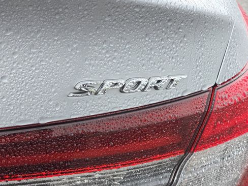 Used 2025 Honda Civic Sport image 16