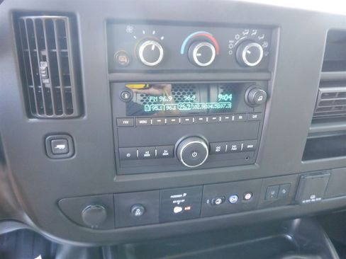 Used 2020 Chevrolet Express 2500 w/ Enhanced Convenience Package RWD image 18