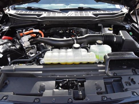 Certified 2025 Ford F150 XLT w/ Equipment Group 302A MID image 39