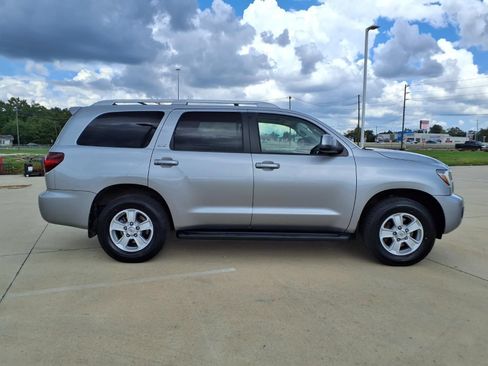 Certified 2018 Toyota Sequoia SR5 w/ Premium Package RWD image 5