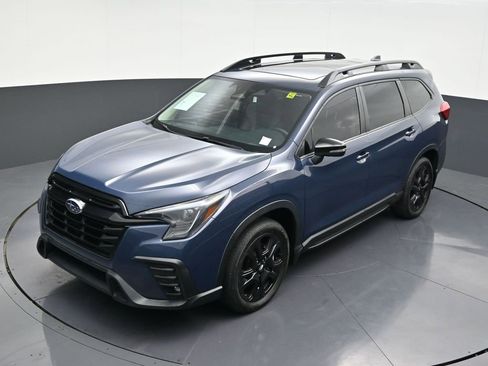Used 2023 Subaru Ascent Onyx Edition image 16