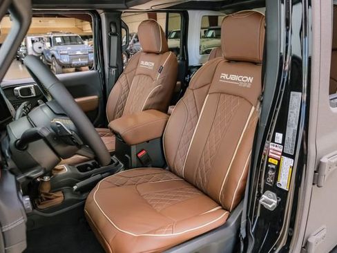 Used 2024 Jeep Wrangler Unlimited Rubicon 392 image 18