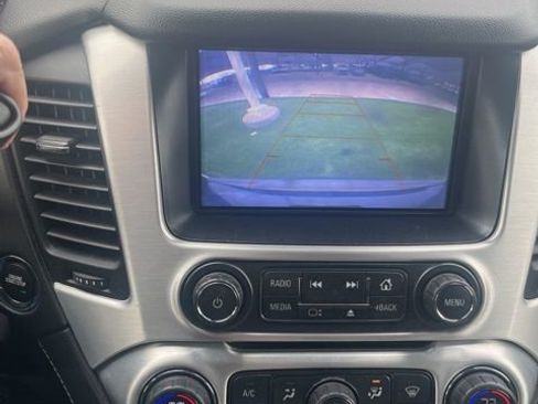 Used 2018 GMC Yukon SLT image 6