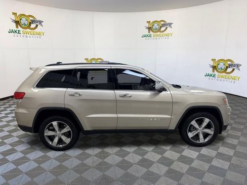 Used 2015 Jeep Grand Cherokee Limited w/ Trailer Tow Group IV image 11