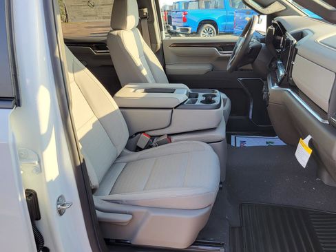 New 2026 Chevrolet Silverado 1500 LT image 10