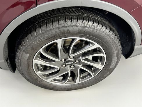 Used 2020 Lincoln Corsair AWD w/ Equipment Group 101A image 29