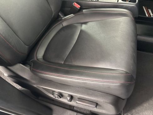 Used 2025 Honda Odyssey Sport-L image 28