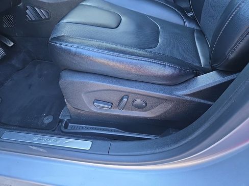 Used 2022 Ford Edge Titanium w/ Equipment Group 301A image 40