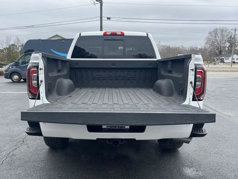 Used 2017 GMC Sierra 1500 Denali w/ Denali Ultimate Package image 28