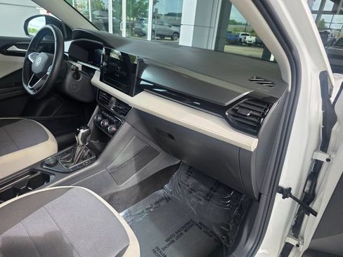Used 2025 Volkswagen Taos S AWD/4WD image 9