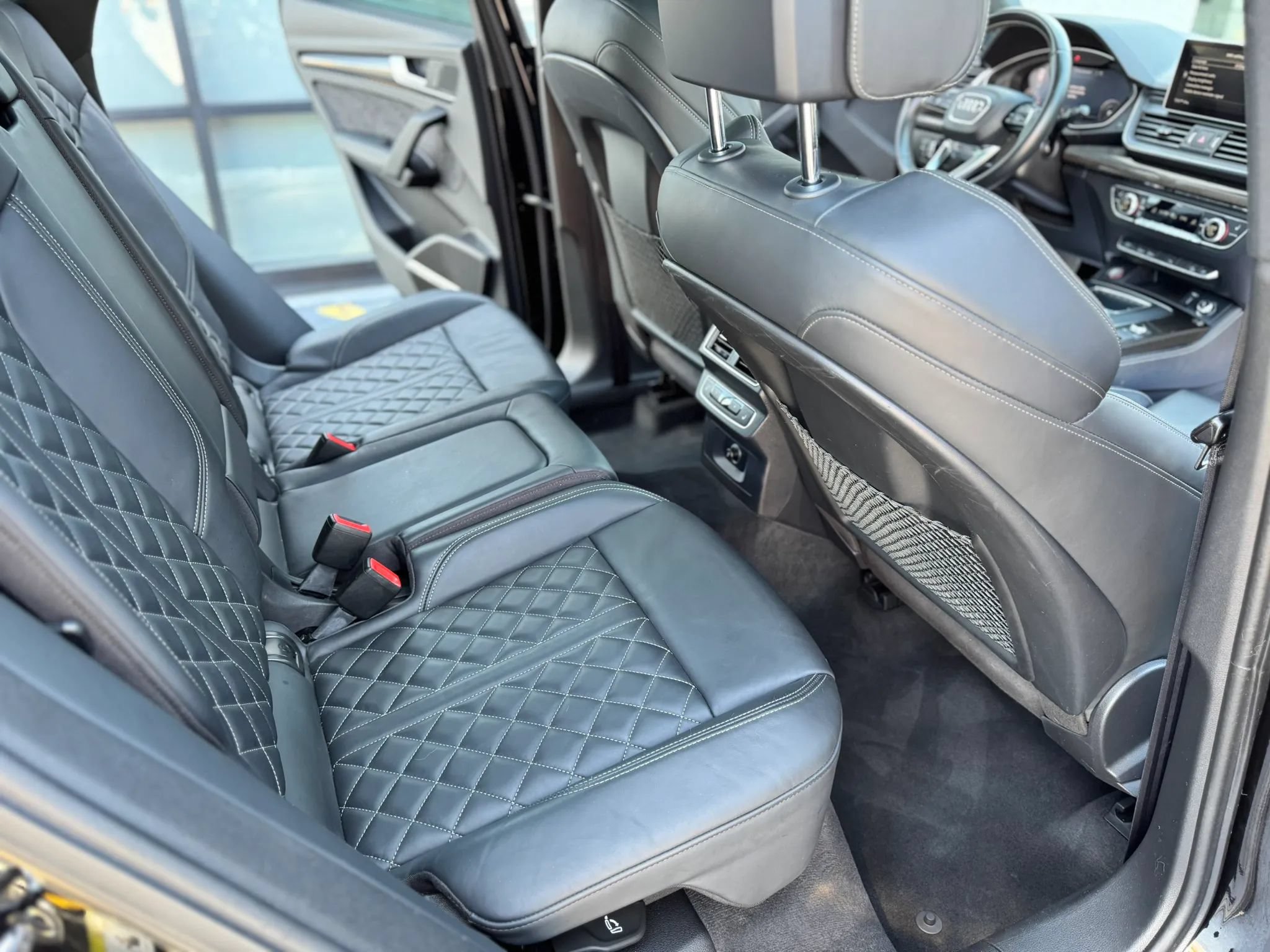 Used 2018 Audi SQ5 Prestige w/ Prestige Package AWD/4WD image 18