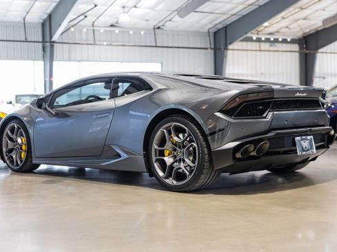 Used 2016 Lamborghini Huracan LP 580-2 image 4