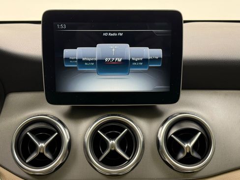 Used 2018 Mercedes-Benz GLA 250 GLA 250 image 29