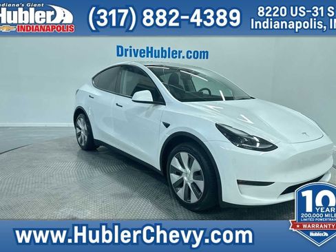 Used 2024 Tesla Model Y Long Range image 1