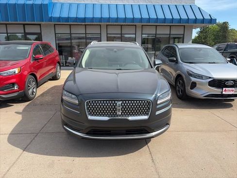 Used 2023 Lincoln Nautilus Reserve w/ Equipment Group 201A AWD/4WD image 2