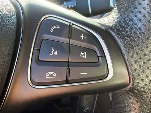 Used 2020 Mercedes-Benz GLA 250 image 36