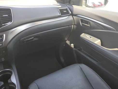 Used 2023 Honda Passport EX-L image 17