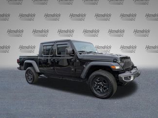 Used 2024 Jeep Gladiator Sport video 2