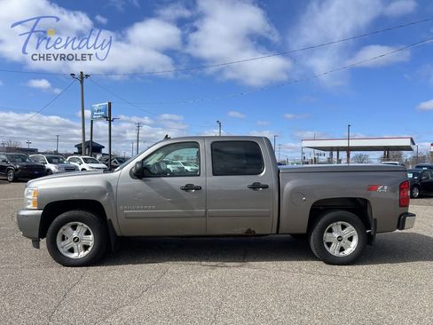 Used 2008 Chevrolet Silverado 1500 LT w/ Power Pack Plus AWD/4WD image 3