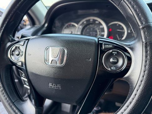 Used 2016 Honda Accord EX-L image 32