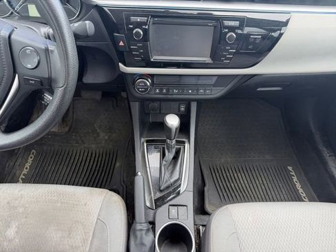 Used 2014 Toyota Corolla LE FWD image 11