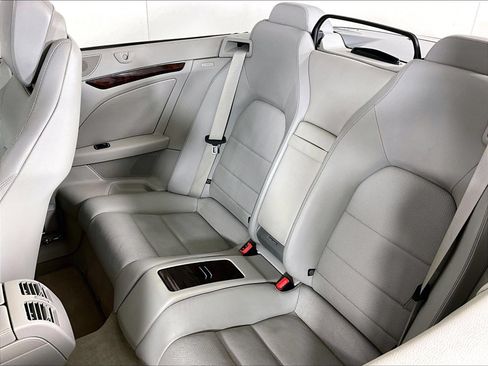 Used 2012 Mercedes-Benz E 550 Cabriolet image 20