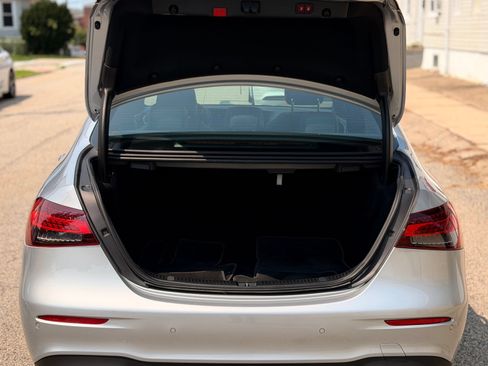 Used 2021 Mercedes-Benz E 350 4MATIC Sedan image 7