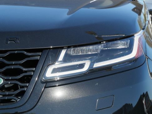 Used 2019 Land Rover Range Rover Velar S AWD/4WD image 9