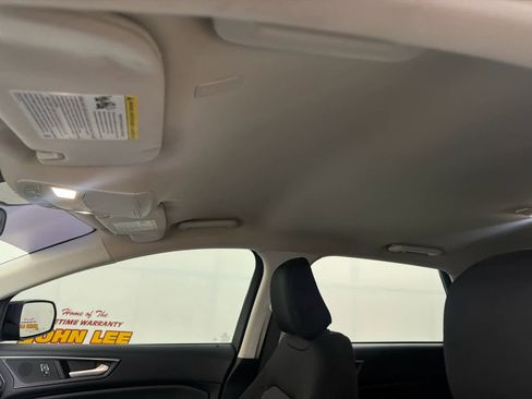Used 2022 Ford Edge SE w/ Black Appearance Package AWD/4WD image 15