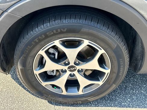 Used 2022 Kia Telluride EX FWD image 11