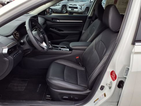 Certified 2025 Nissan Altima 2.5 SL image 11