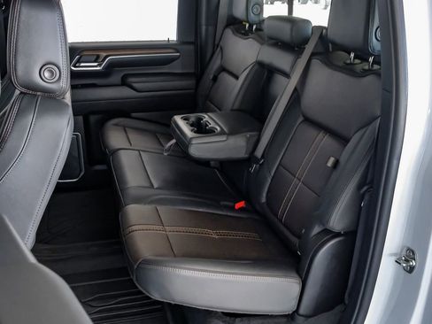 Used 2025 Chevrolet Silverado 3500 High Country w/ High Country Premium Package image 39