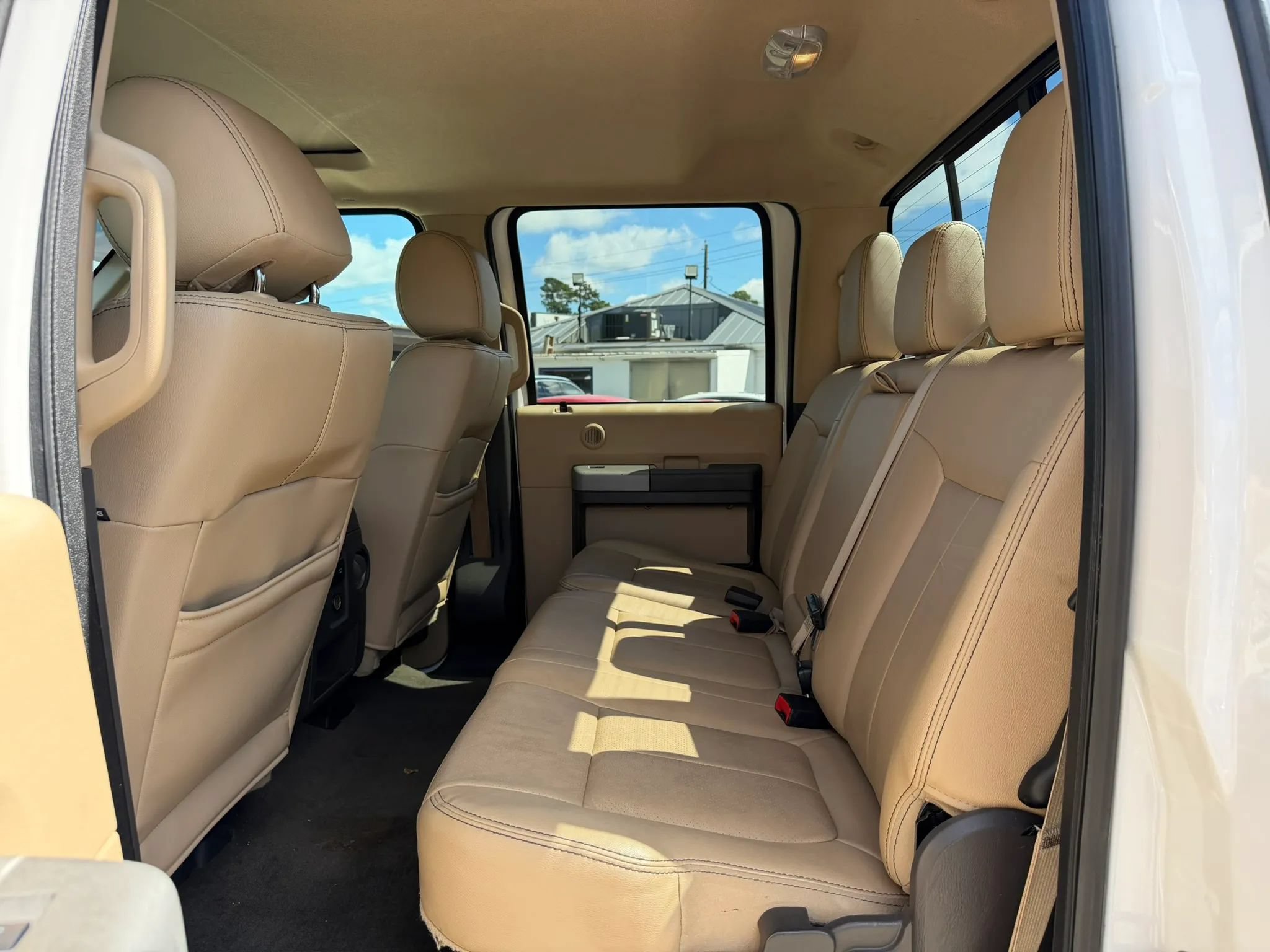 Used 2015 Ford F250 Lariat w/ Lariat Ultimate Package AWD/4WD image 20