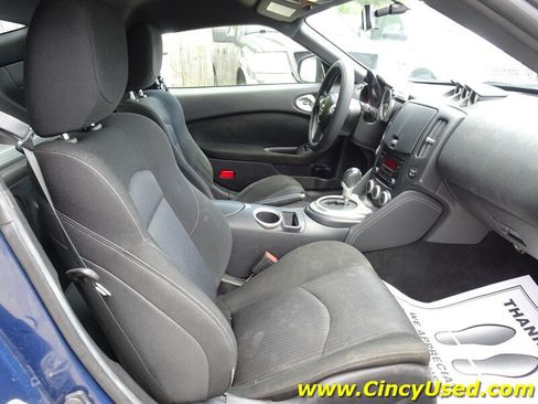 Used 2015 Nissan 370Z Coupe RWD image 13