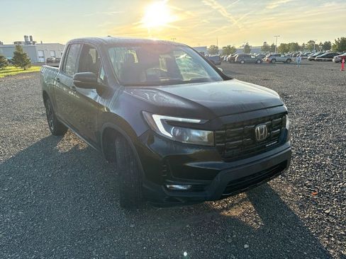 Used 2024 Honda Ridgeline Black Edition image 13