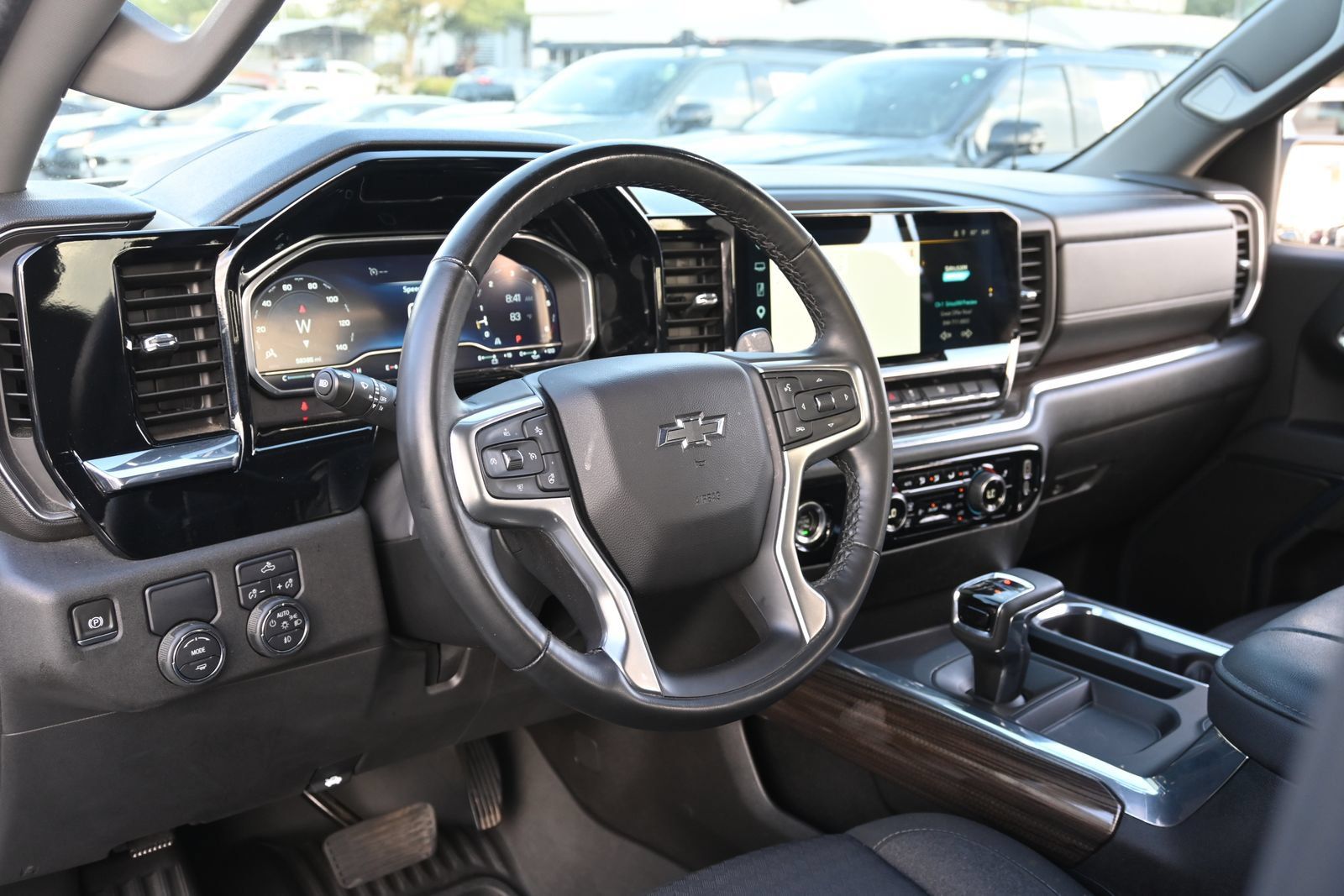 Used 2024 Chevrolet Silverado 1500 RST w/ Protection Package RWD image 17