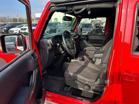 Used 2014 Jeep Wrangler Unlimited Sport w/ Quick Order Package 24S image 27