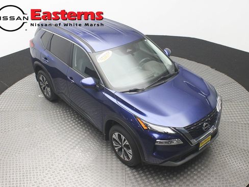 Used 2023 Nissan Rogue SV AWD/4WD image 3