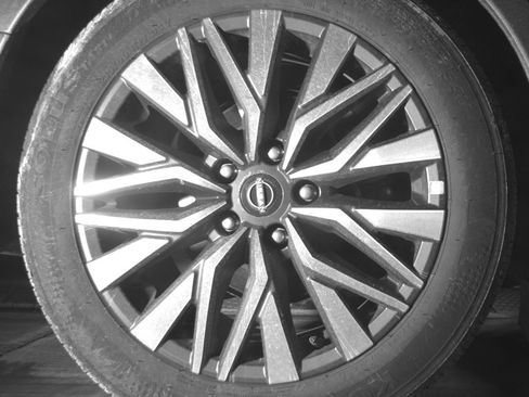 Used 2025 Nissan Altima 2.5 SV image 15