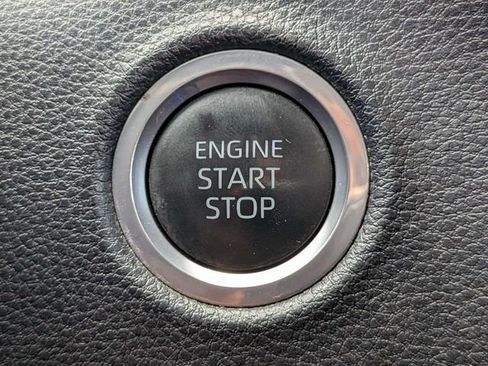 Used 2023 Toyota Tundra SR5 w/ SR5 Convenience Package AWD/4WD image 27